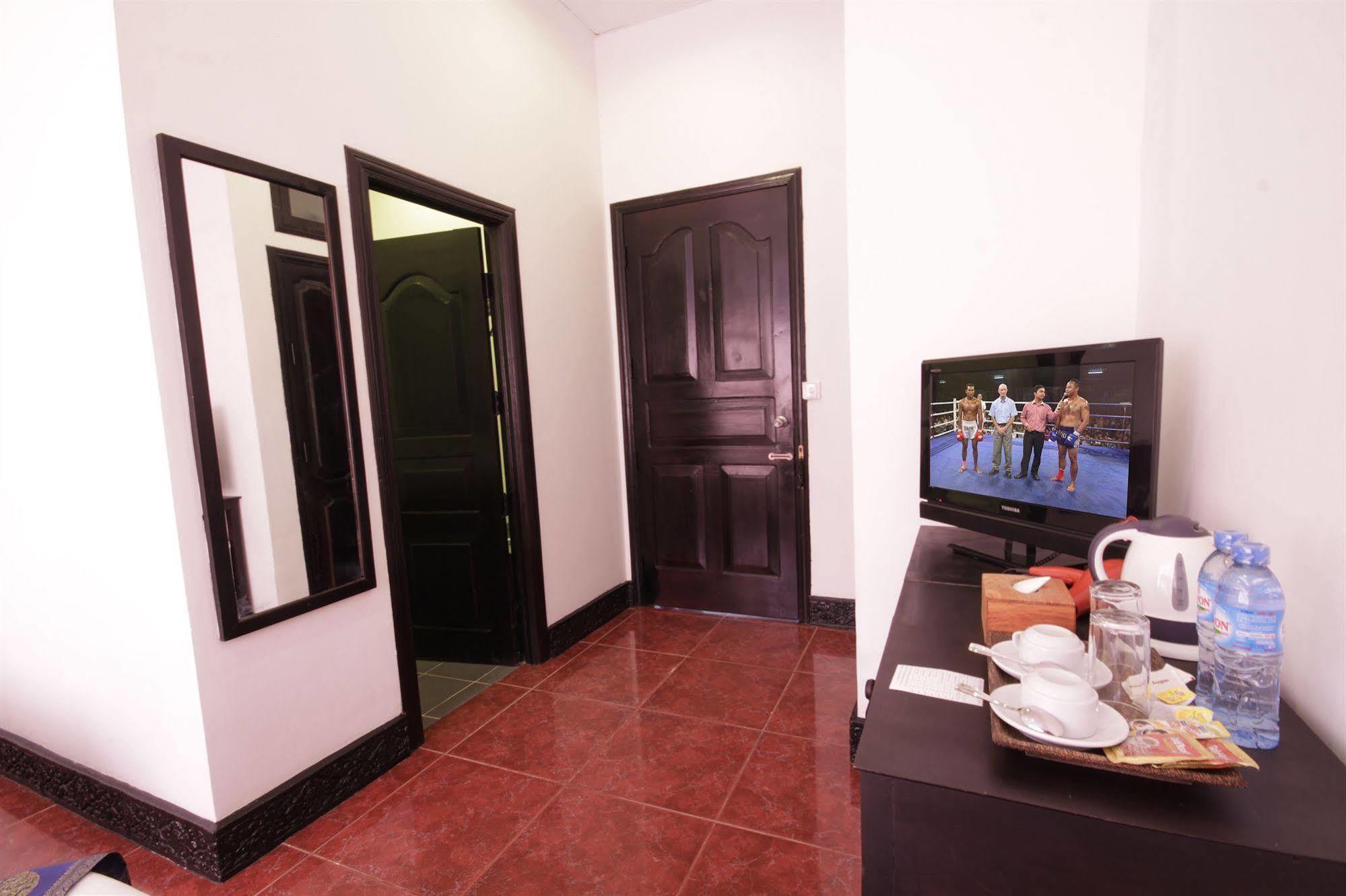 The Moon Villa Siem Reap Exterior foto